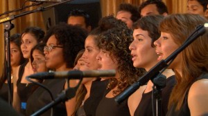 El Coro de Cámara cantó Ave Verum y Omni Die del compositor Mons. Abel Di Marco.