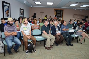 El evento se llevó a cabo en la Sala Madre Teresa de Calcuta del recinto de Ponce.