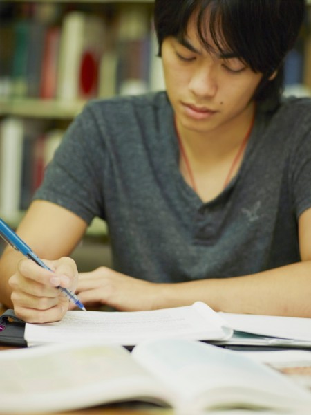 Invertir en la educación es una sabia  decisión que eventualmente determinará el futuro tanto personal como social del individuo. 