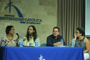 Los exponentes discutieron sobre los murales en Puerto Rico. (Foto: Giovanni Alvarado De Jesús)