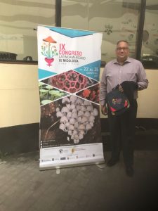 El profesor Juan Acevedo participó del evento.